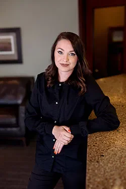 Lakin, Dental Assistant